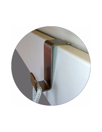 "The Arcing View" 75 cm Cat Shelf, metal base